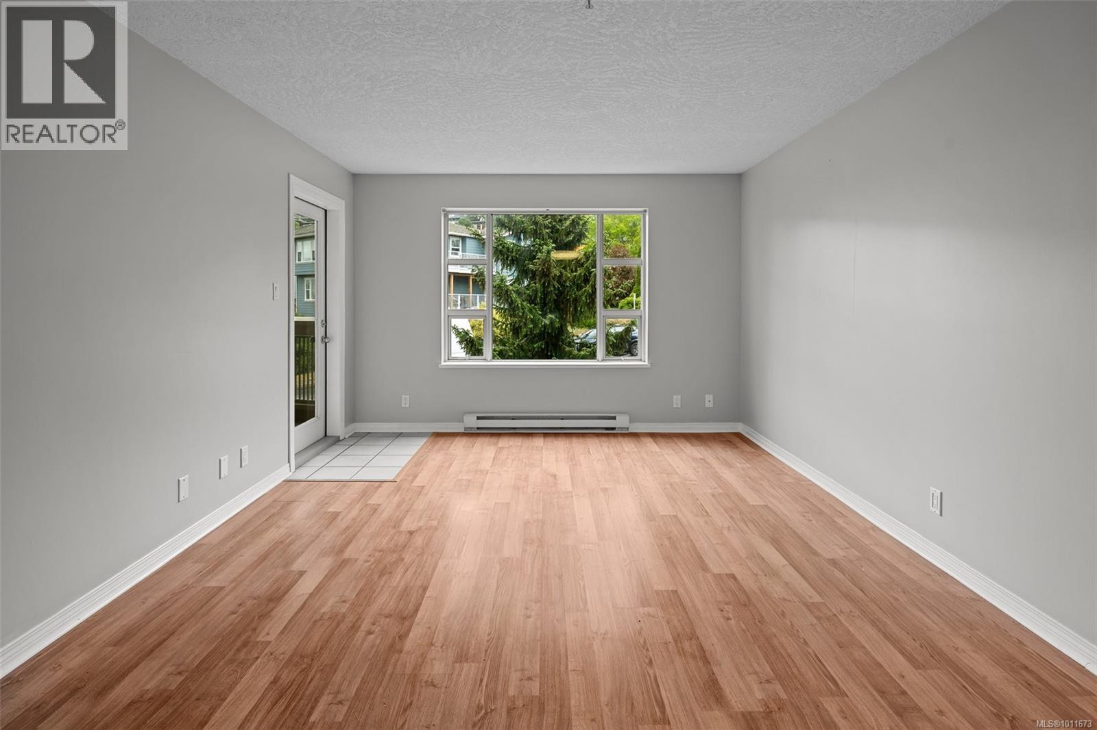 Photo 20 of 306 799 Blackberry Rd, Saanich BC