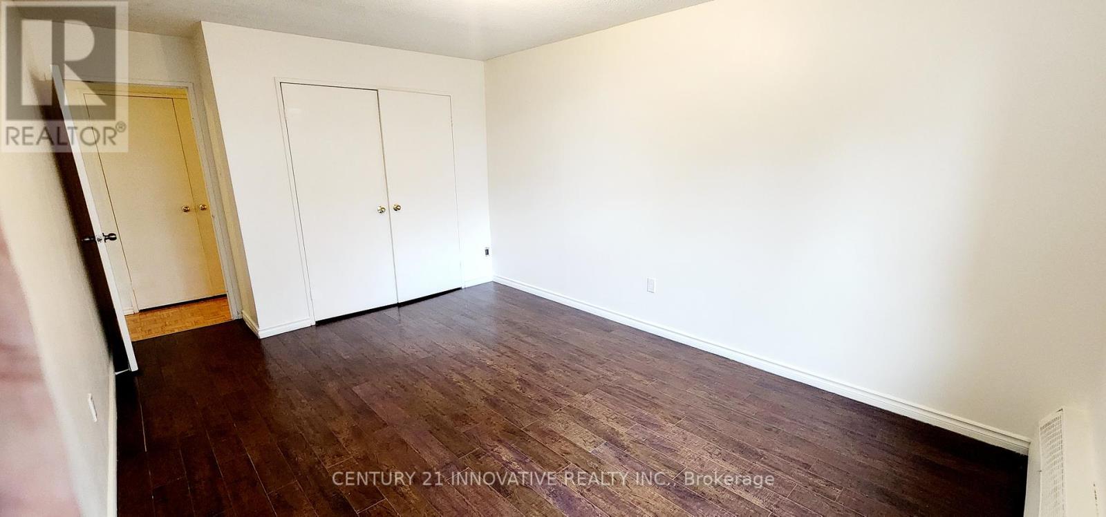 Photo 1 of 405 1950 Kennedy Road, Toronto ON