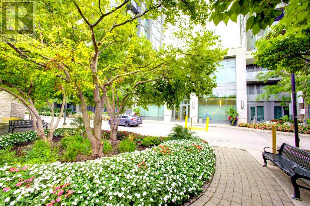 Photo 17 of 609 277 South Park Road, Markham ON