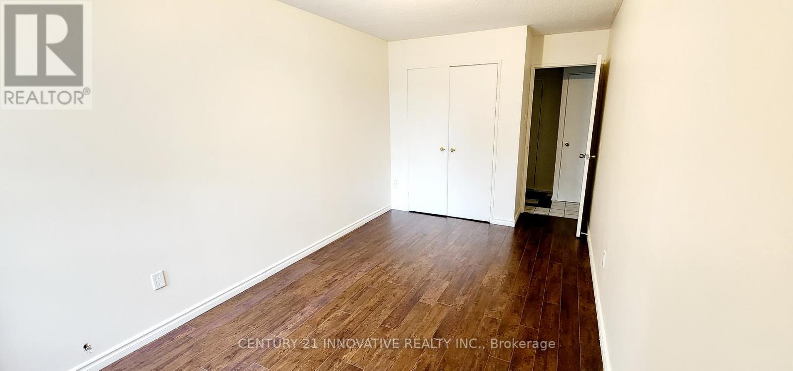 Photo 5 of 405 1950 Kennedy Road, Toronto ON