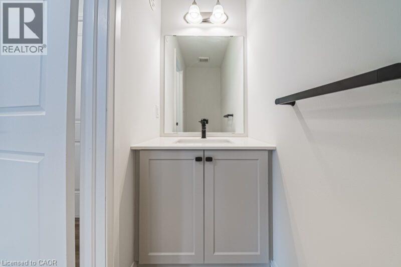 Photo 5 of 155 Equestrian Way Unit 162, Cambridge ON