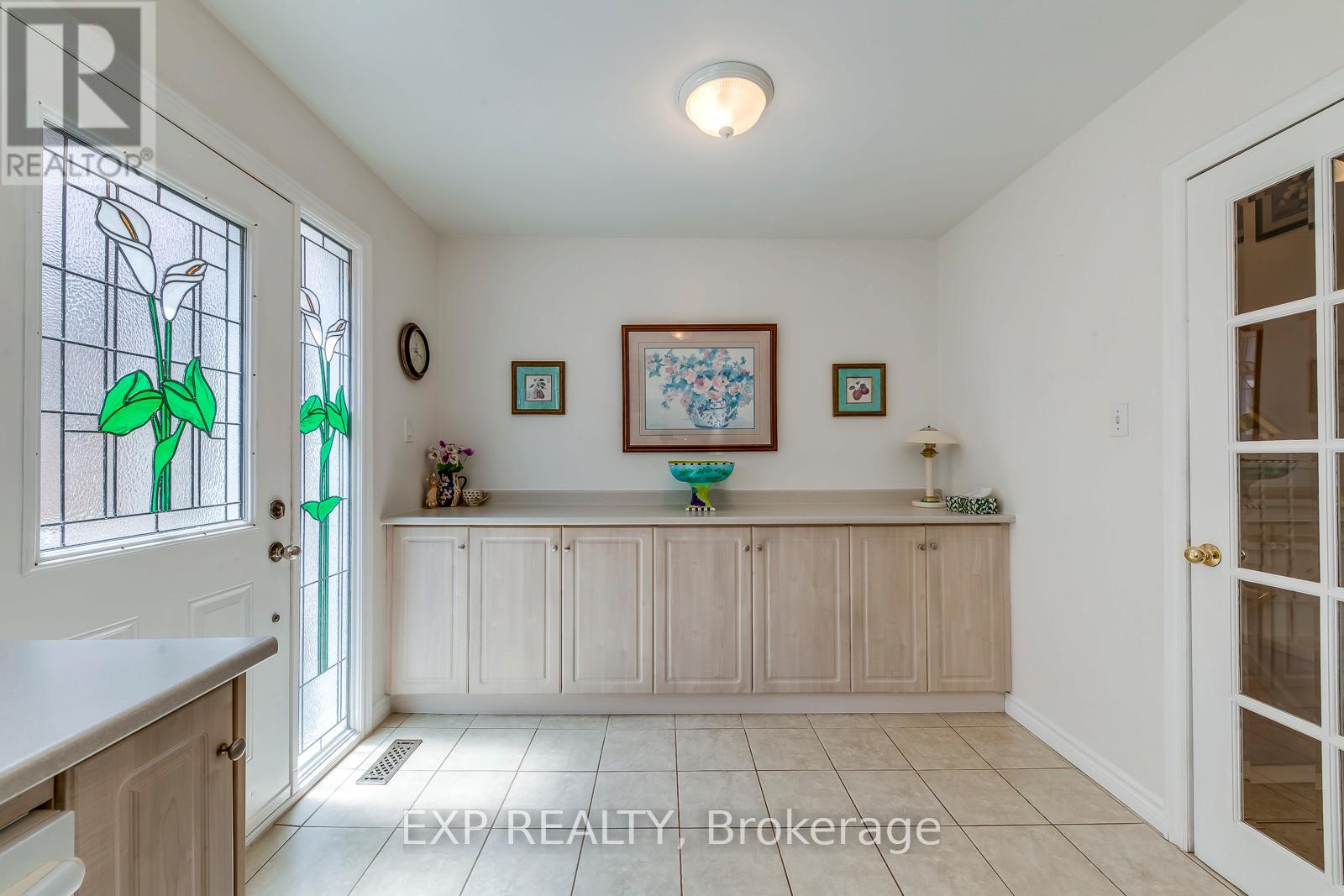 Photo 16 of 6330 Lorca Crescent, Mississauga ON