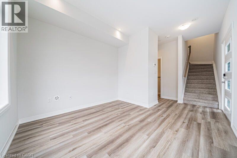 Photo 2 of 155 Equestrian Way Unit 162, Cambridge ON