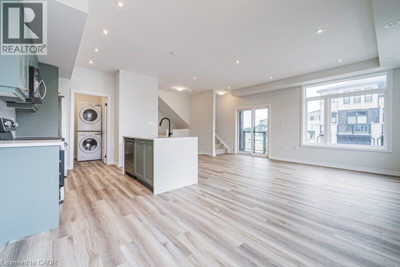 Photo 14 of 155 Equestrian Way Unit 162, Cambridge ON