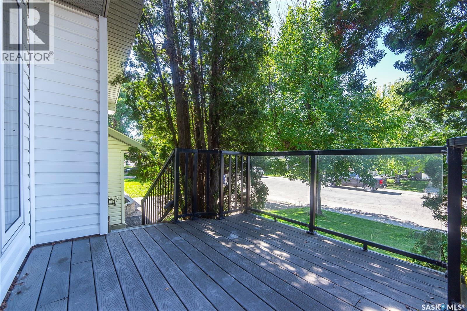 Photo 8 of 426 Vanier Crescent, Saskatoon SK