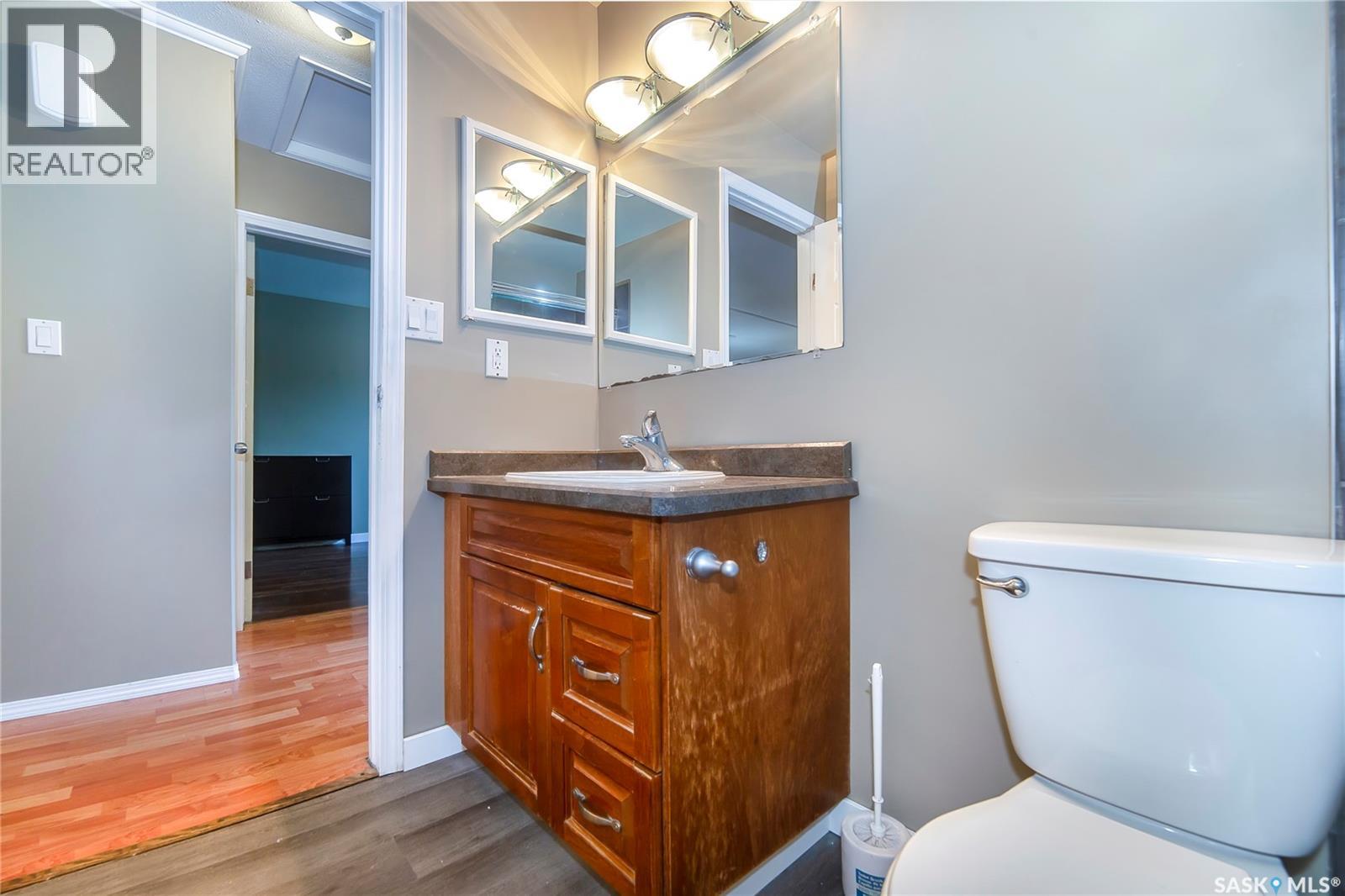 Photo 23 of 426 Vanier Crescent, Saskatoon SK