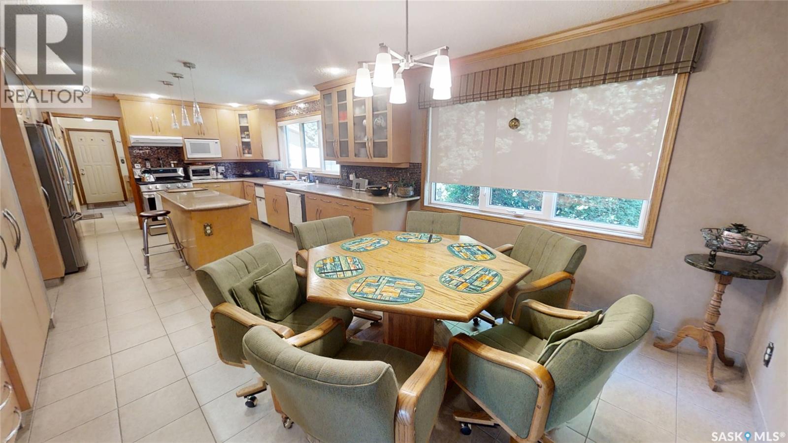 Photo 1 of 1540 Crerar Drive, Saskatoon SK