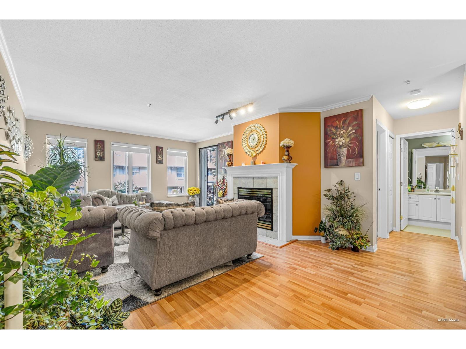 Photo 13 of 202 12125 75 A Avenue, Surrey BC