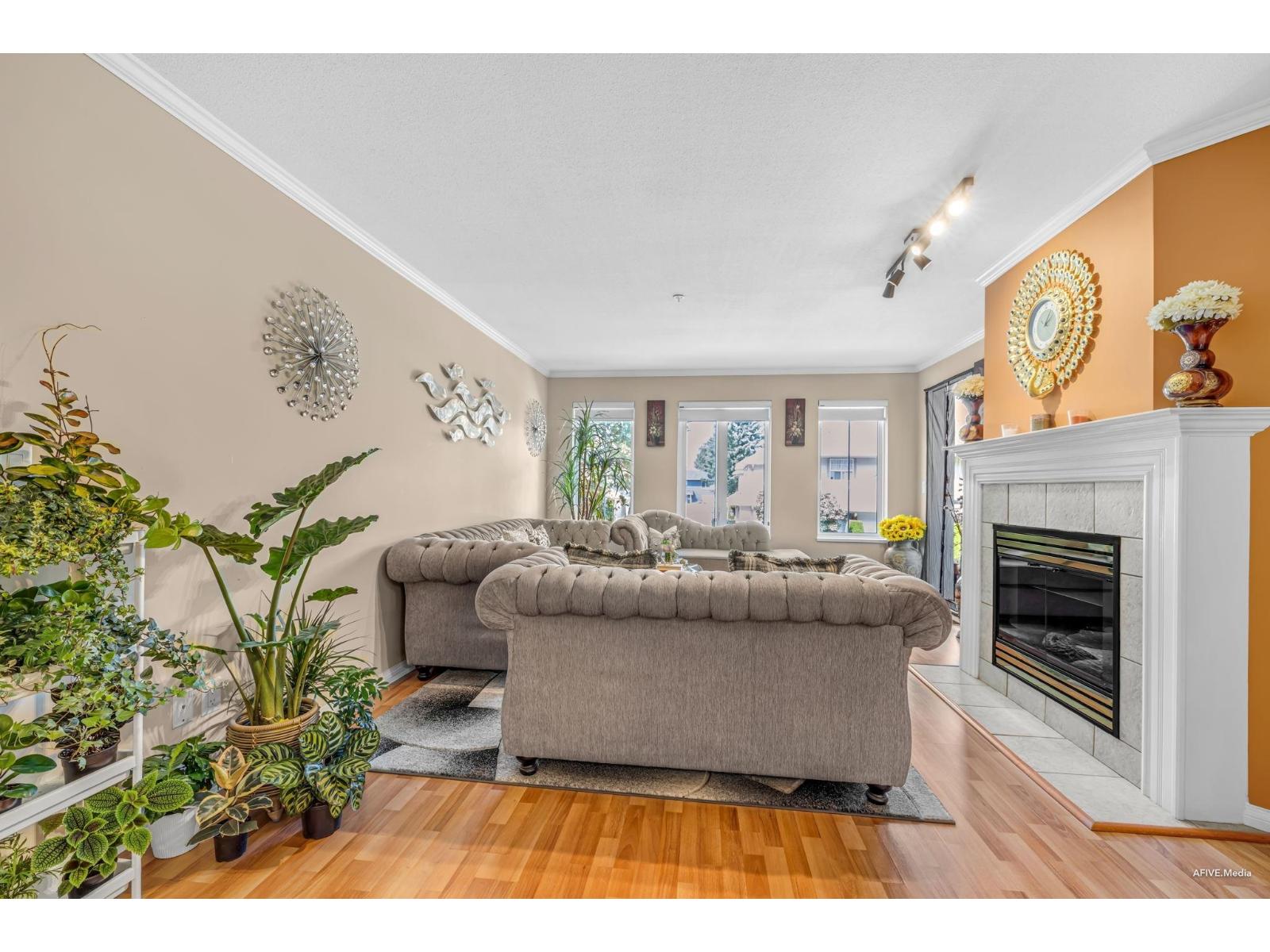 Photo 14 of 202 12125 75 A Avenue, Surrey BC