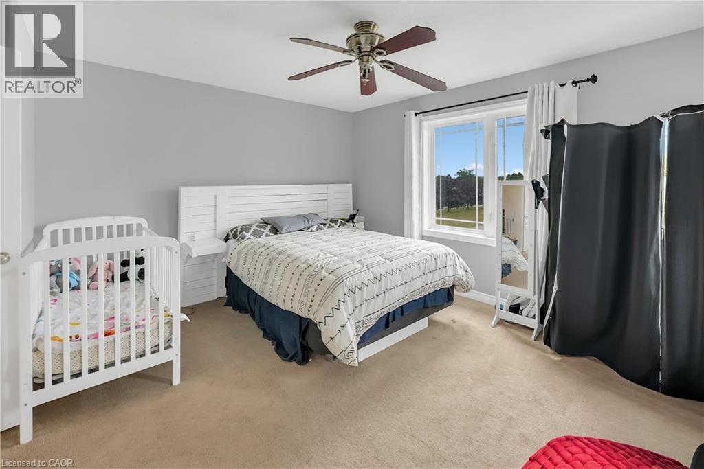 Photo 18 of 15 Hemlock Way, Grimsby ON