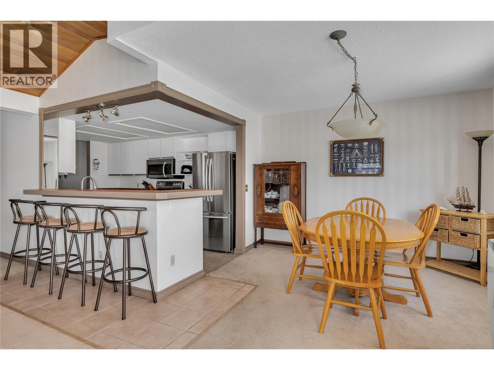 209 4340B Beach Avenue, Peachland