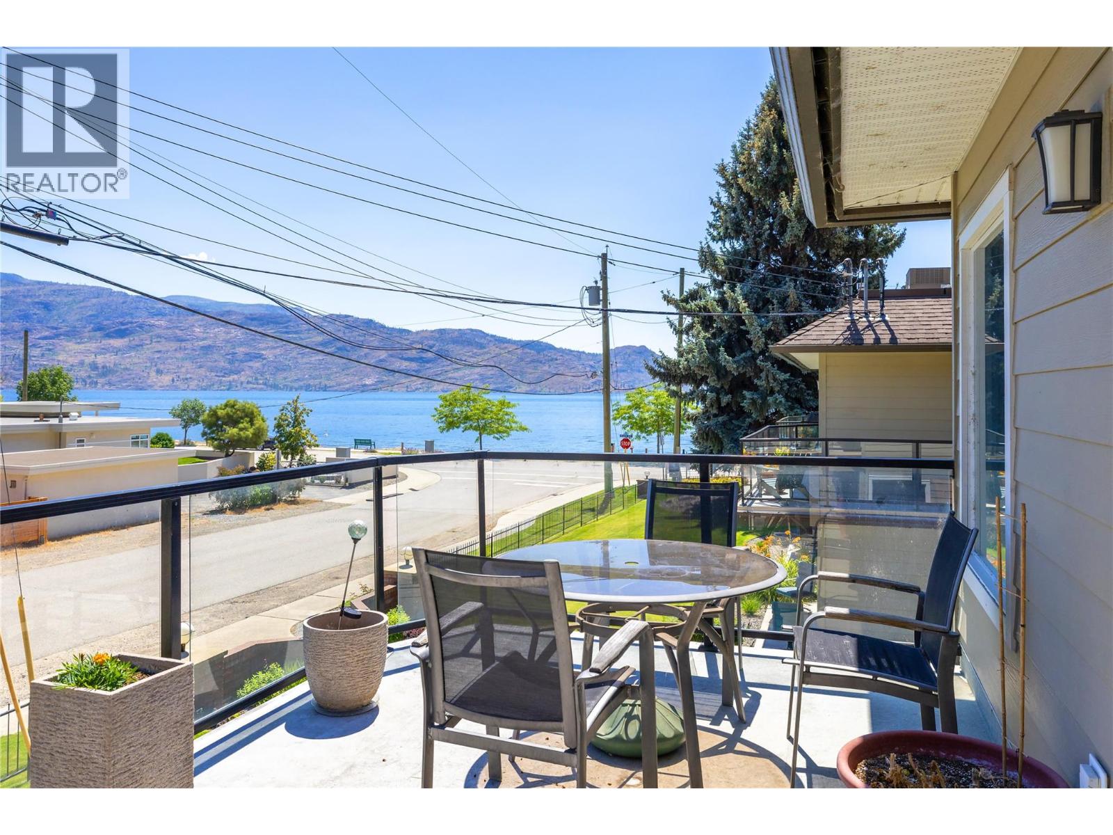 209 4340B Beach Avenue, Peachland