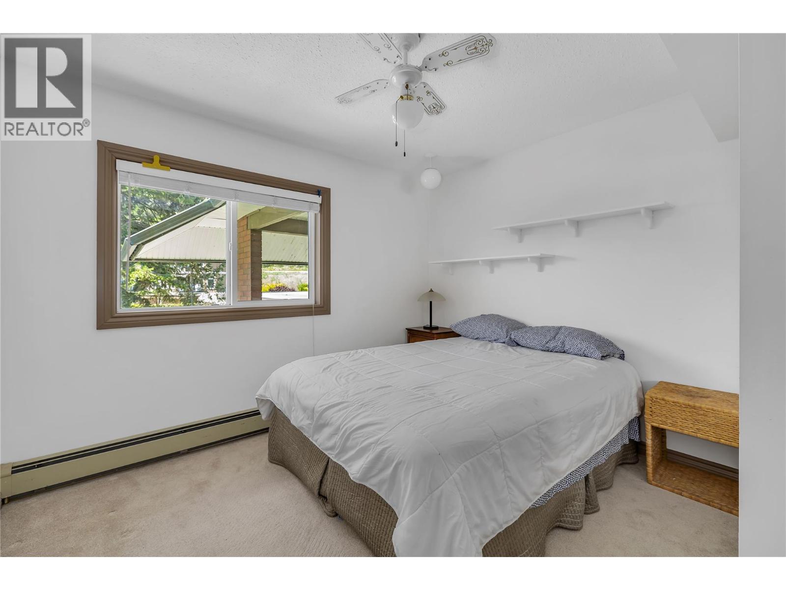 209 4340B Beach Avenue, Peachland