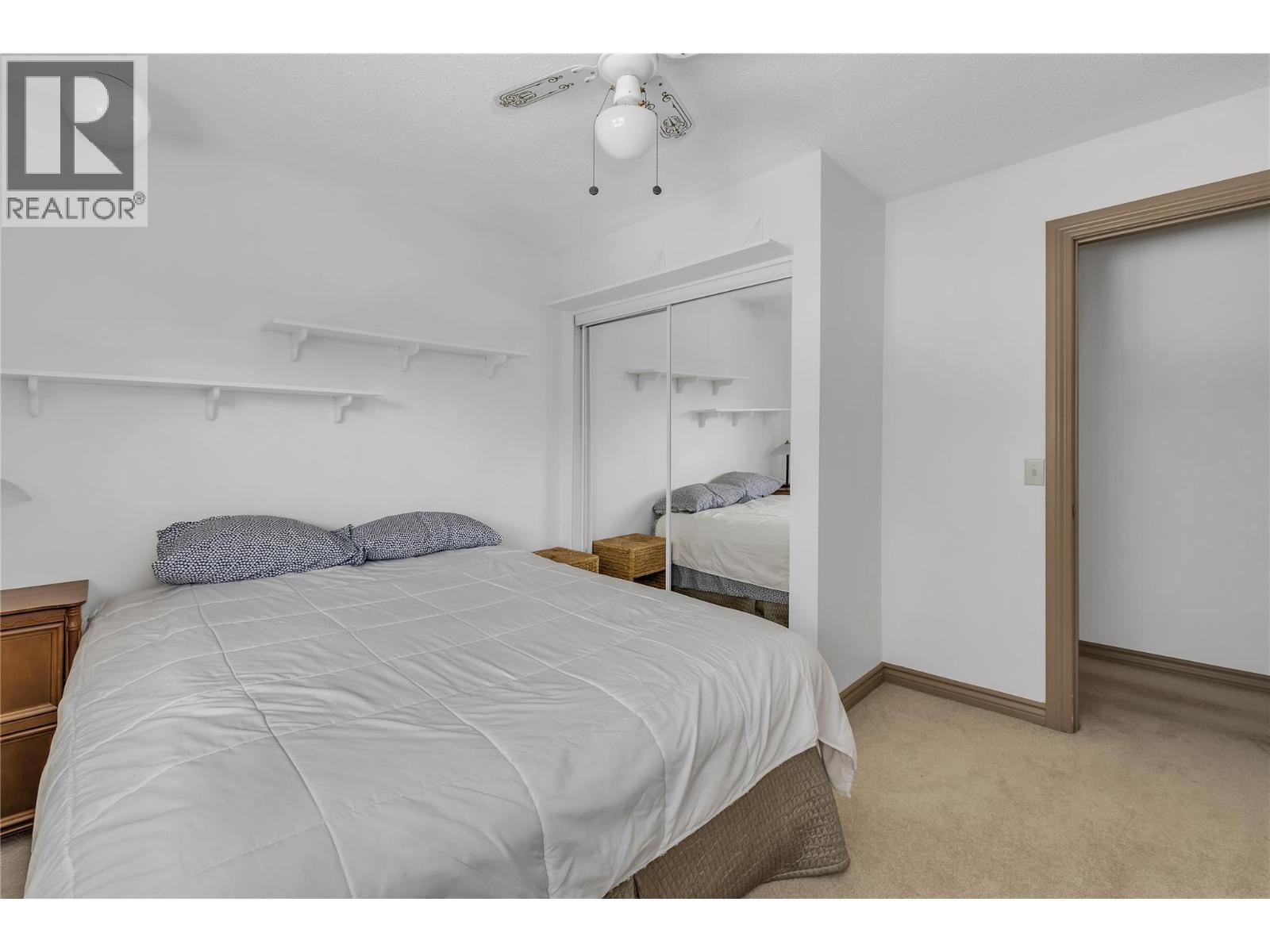 209 4340B Beach Avenue, Peachland