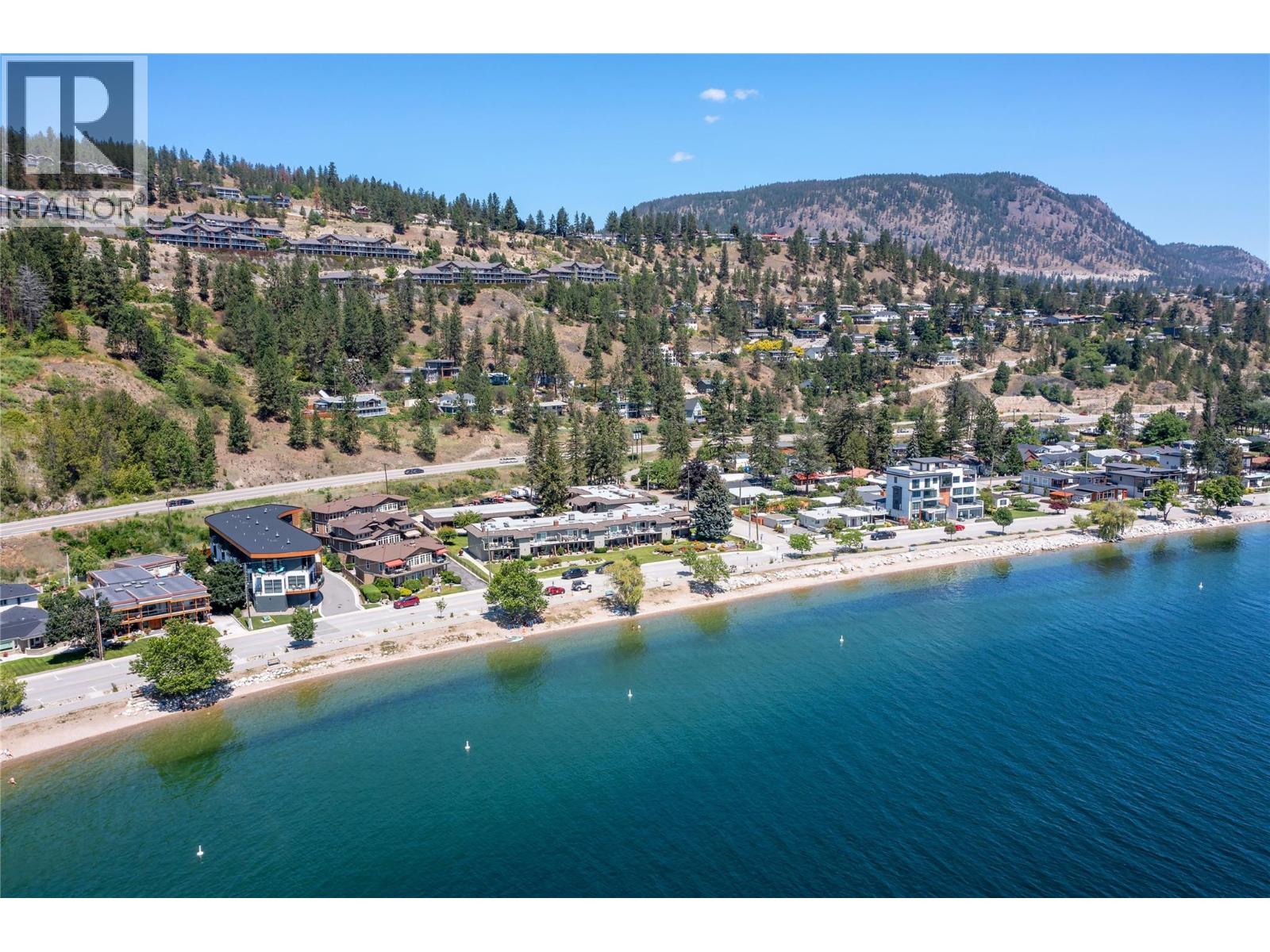 209 4340B Beach Avenue, Peachland
