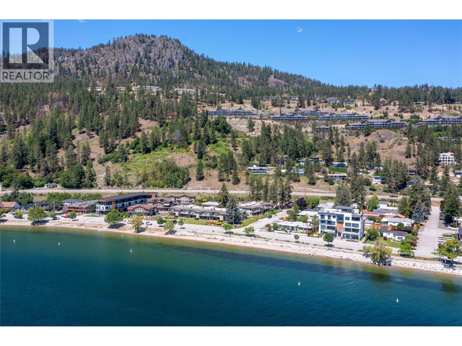 209 4340B Beach Avenue, Peachland