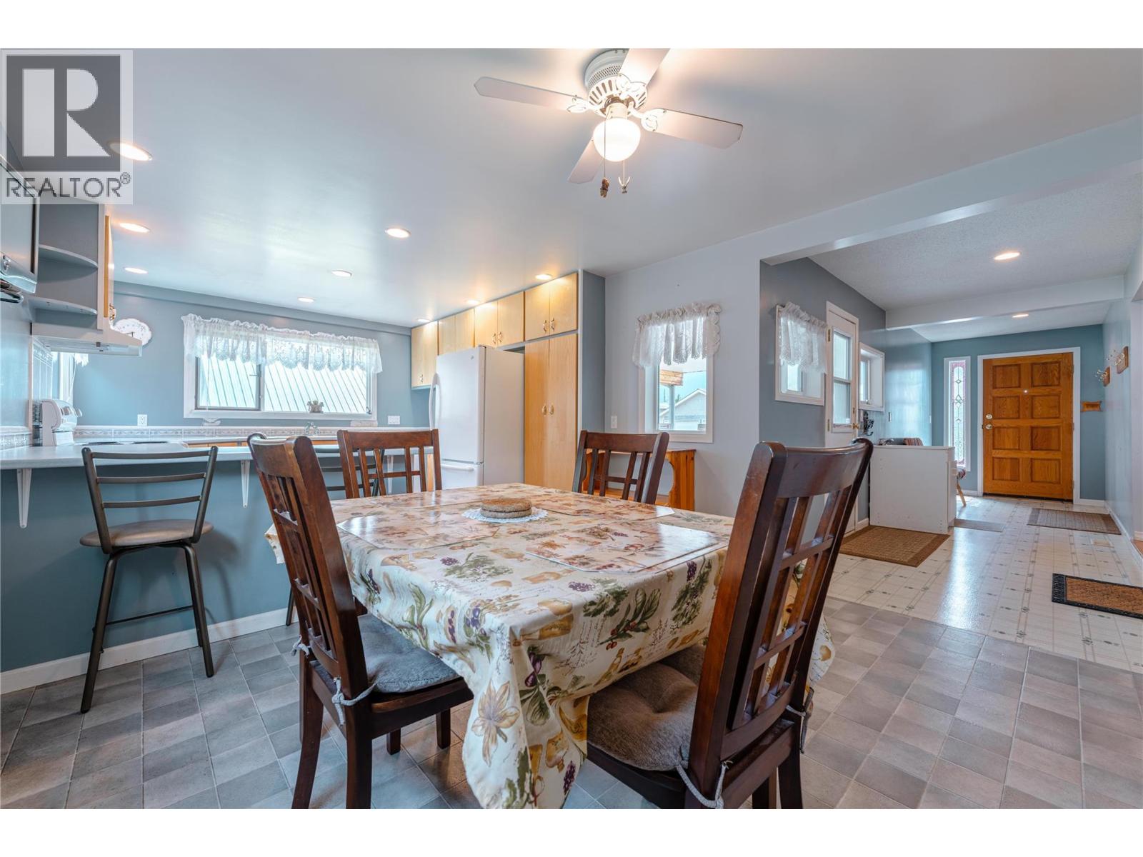 614 Railway Avenue, Revelstoke