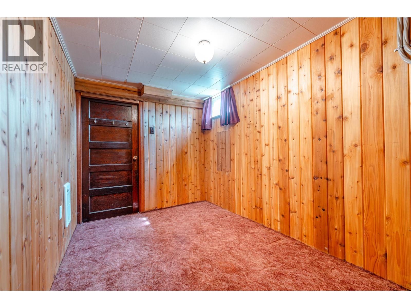 614 Railway Avenue, Revelstoke