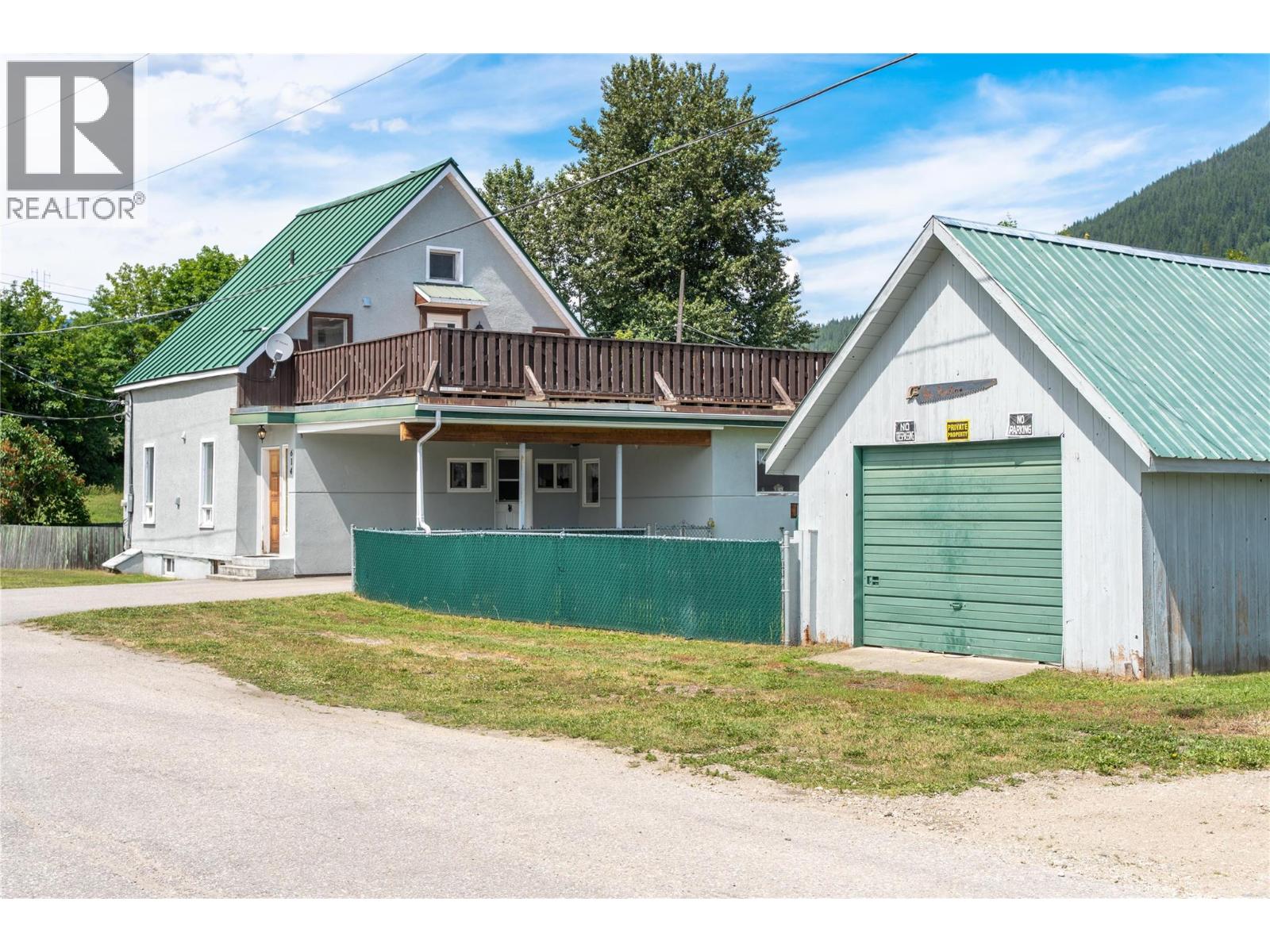 614 Railway Avenue, Revelstoke