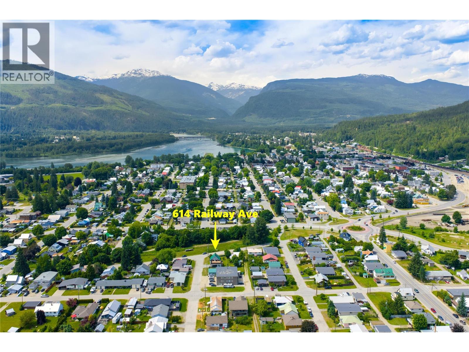 614 Railway Avenue, Revelstoke