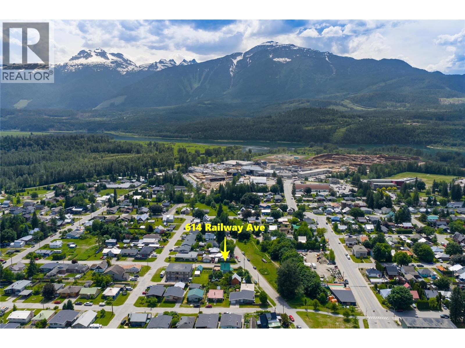 614 Railway Avenue, Revelstoke