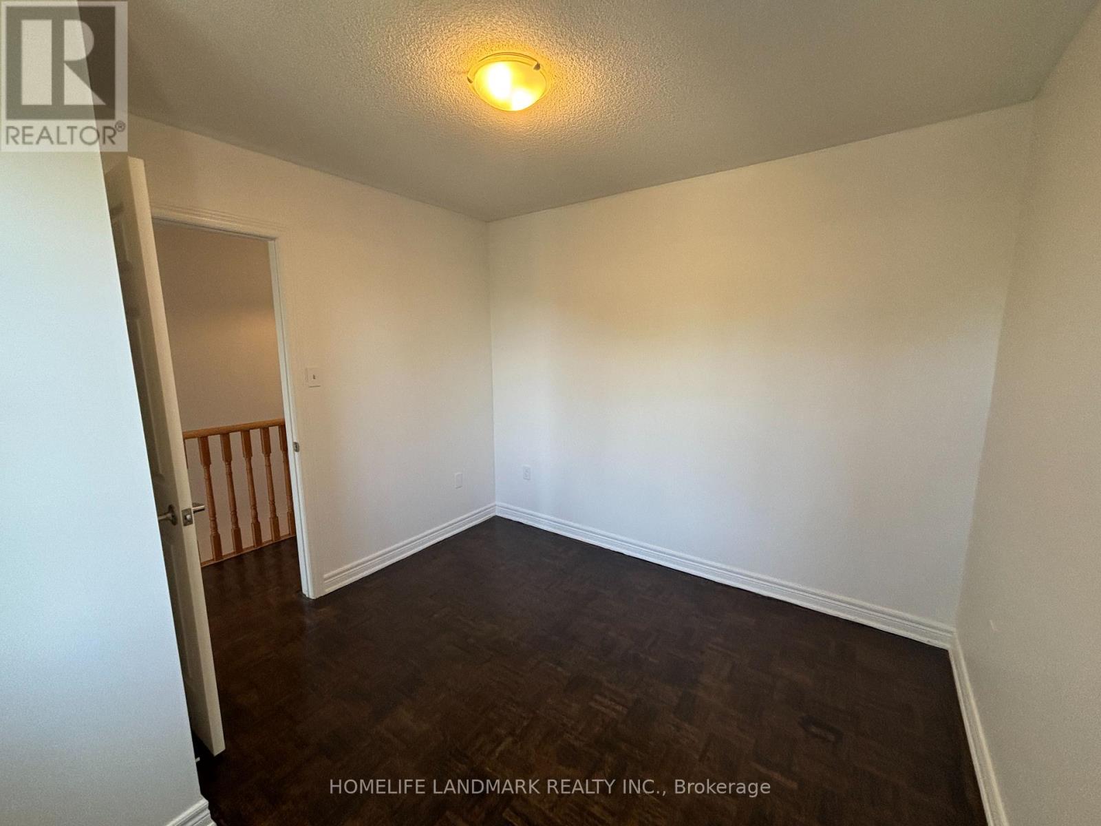 Photo 15 of 312 Tall Grass Trail, Vaughan ON