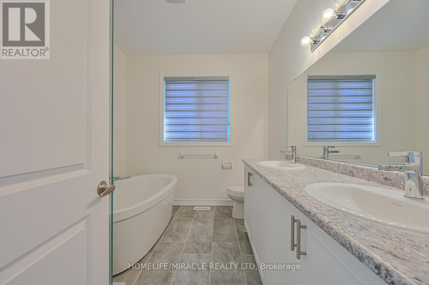 Photo 12 of 8 Beatrice Drive, Wasaga Beach ON
