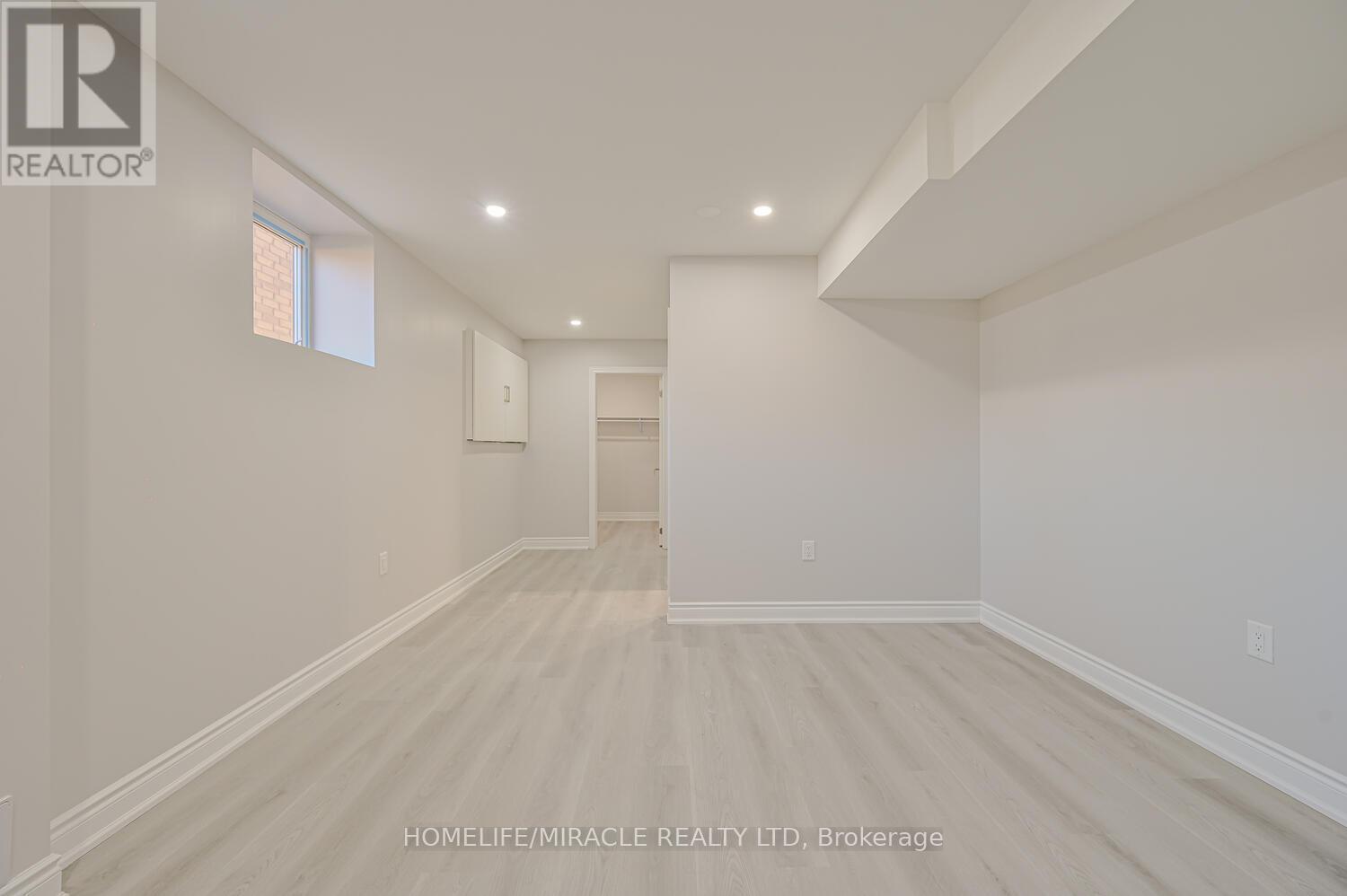 Photo 22 of 8 Beatrice Drive, Wasaga Beach ON