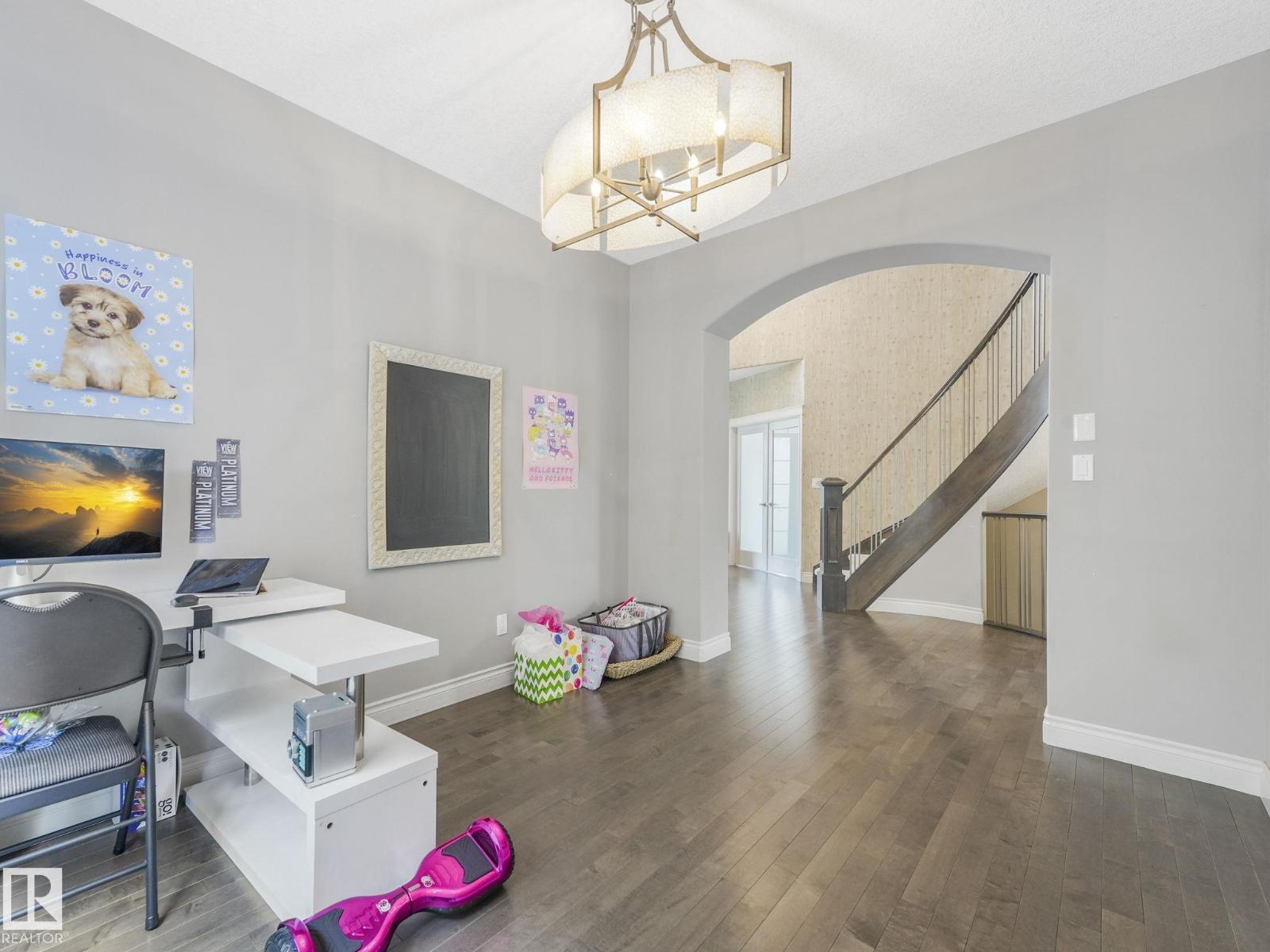 Photo 9 of 932 Summerside Li Sw Sw, Edmonton AB