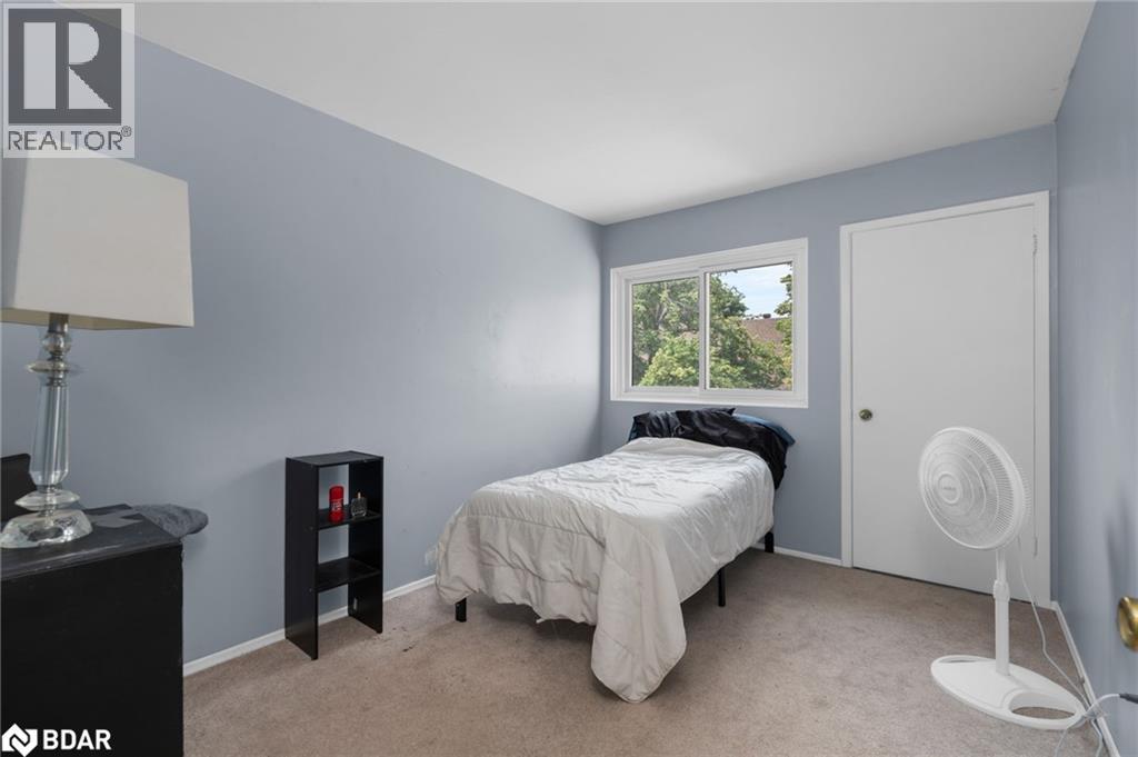 Photo 18 of 28 Donald Street Unit 68, Barrie ON