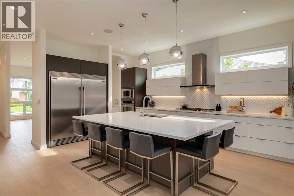 Single Family House for Sale in   Avenue SW North Glenmore Park Calgary 