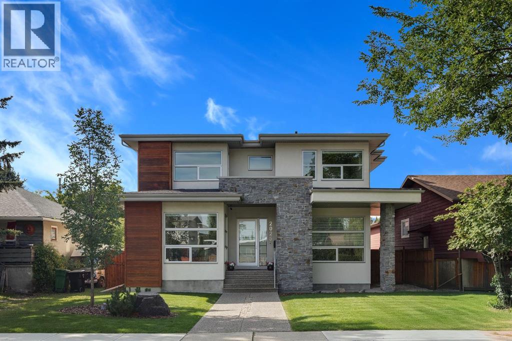2025 51 Avenue SW, Calgary, Alberta