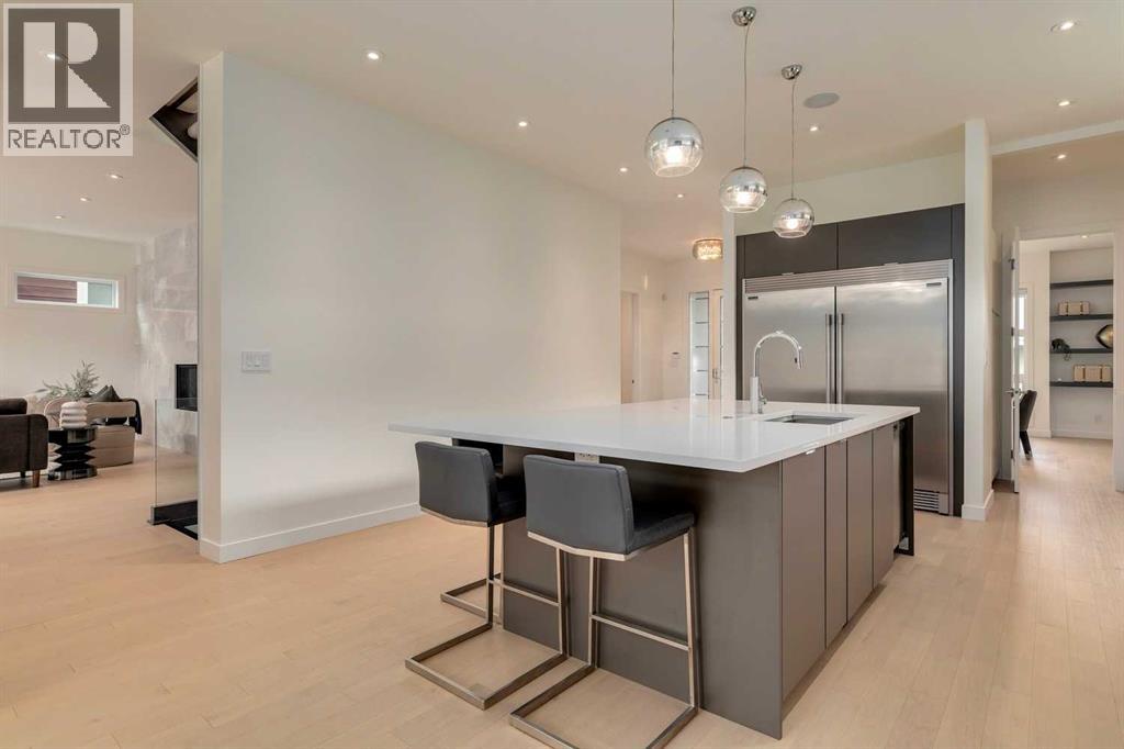 Single Family House for Sale in   Avenue SW North Glenmore Park Calgary 