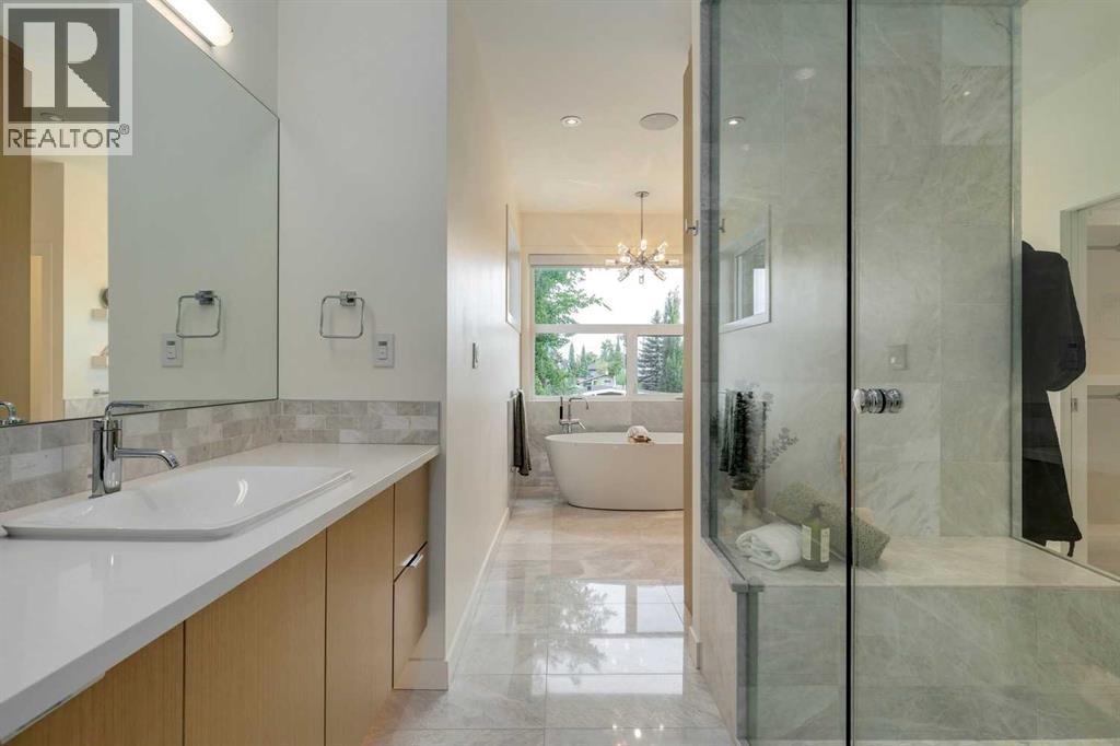 Single Family House for Sale in   Avenue SW North Glenmore Park Calgary 