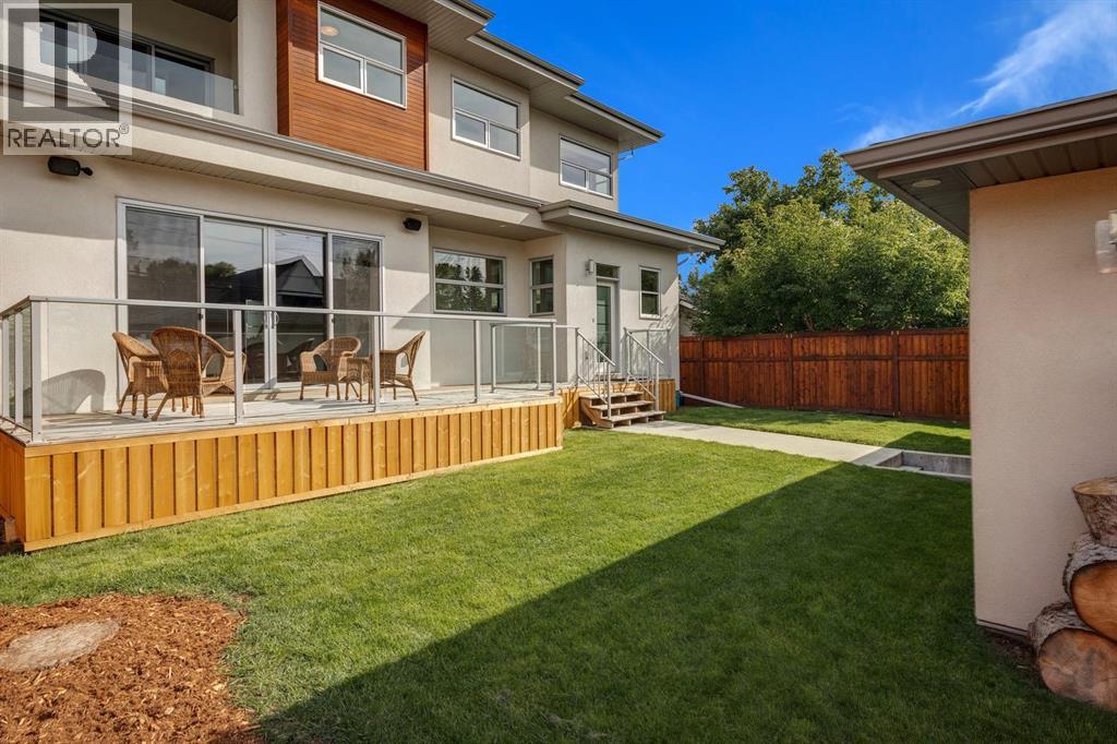 Single Family House for Sale in   Avenue SW North Glenmore Park Calgary 