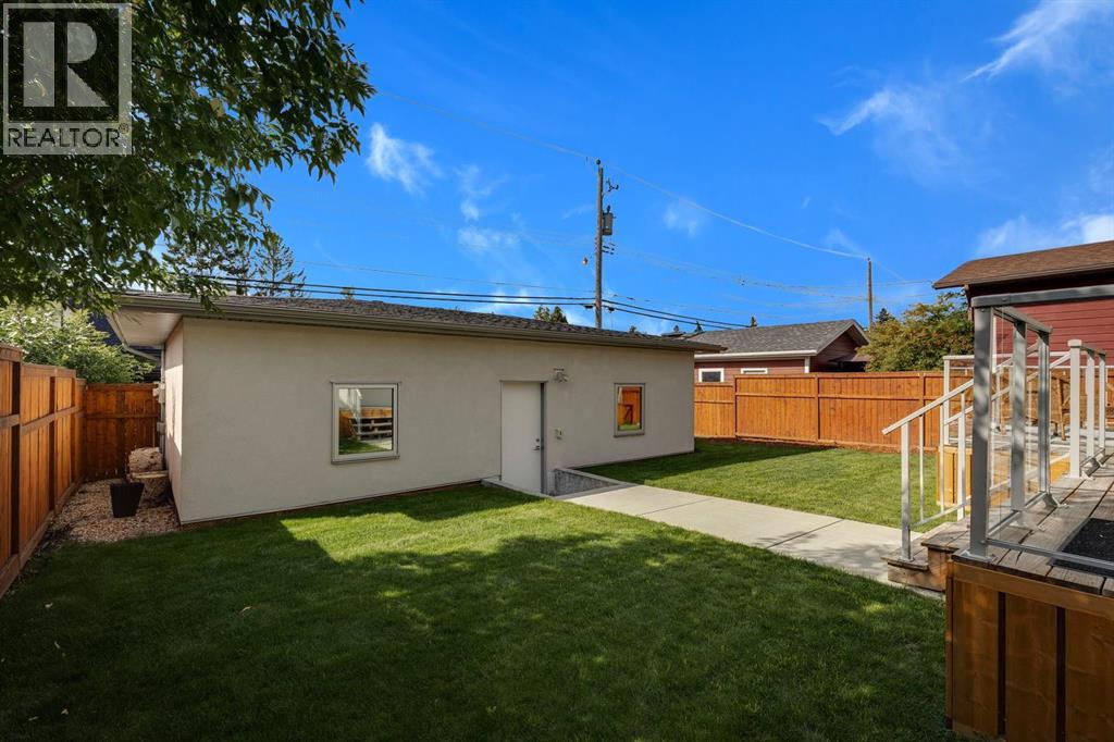 Single Family House for Sale in   Avenue SW North Glenmore Park Calgary 