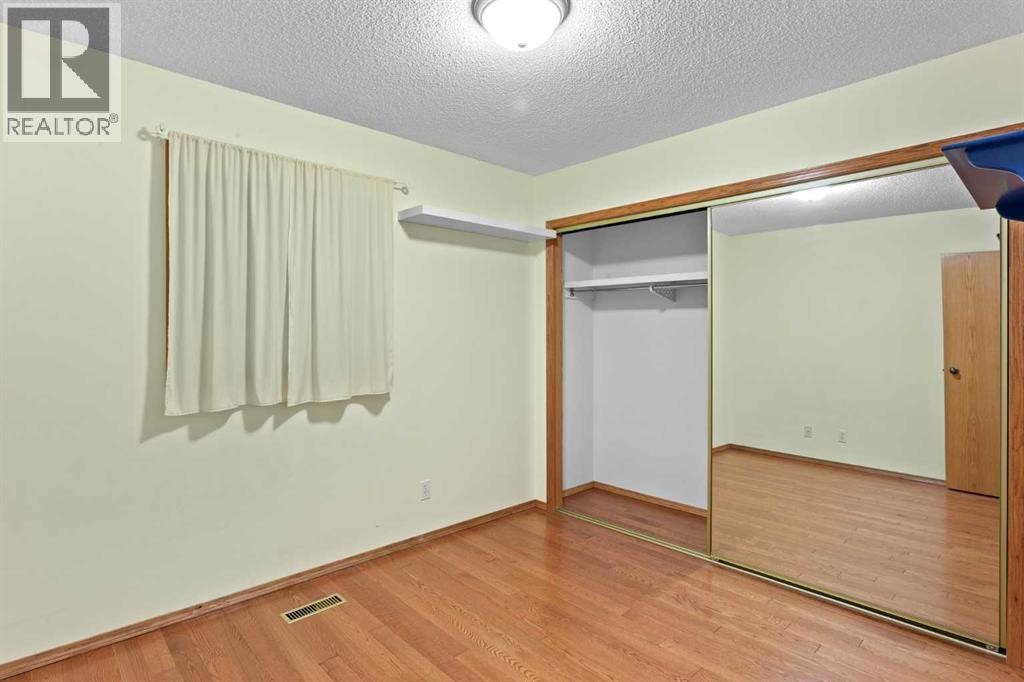 Single Family House Bungalow for Sale in  Scripps Landing NW Scenic Acres Calgary 