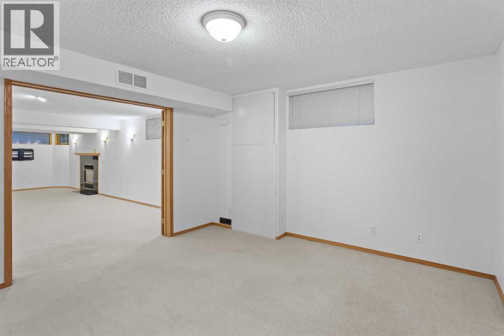 Single Family House Bungalow for Sale in  Scripps Landing NW Scenic Acres Calgary 
