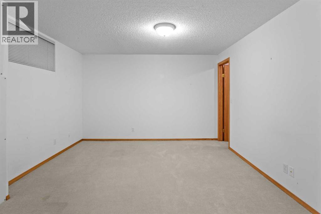 Single Family House Bungalow for Sale in  Scripps Landing NW Scenic Acres Calgary 