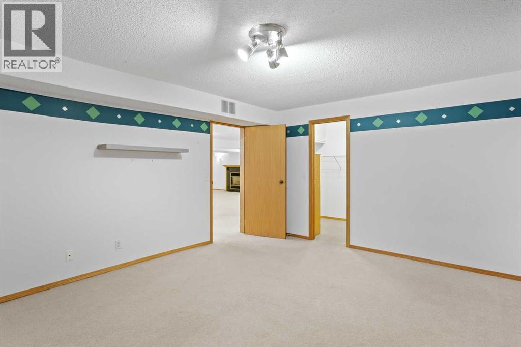 Single Family House Bungalow for Sale in  Scripps Landing NW Scenic Acres Calgary 