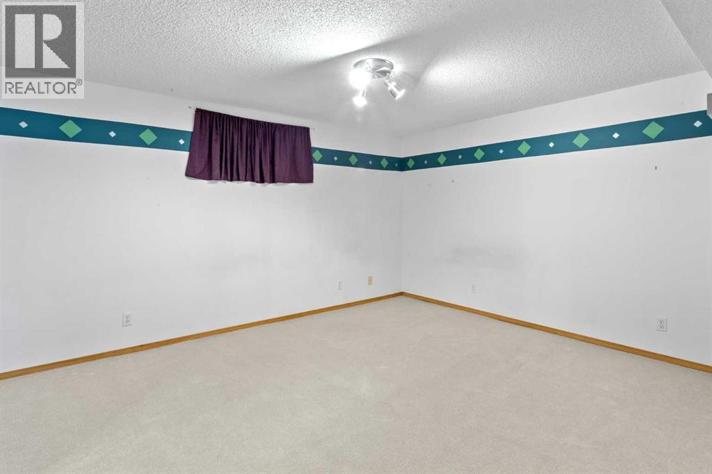 Single Family House Bungalow for Sale in  Scripps Landing NW Scenic Acres Calgary 