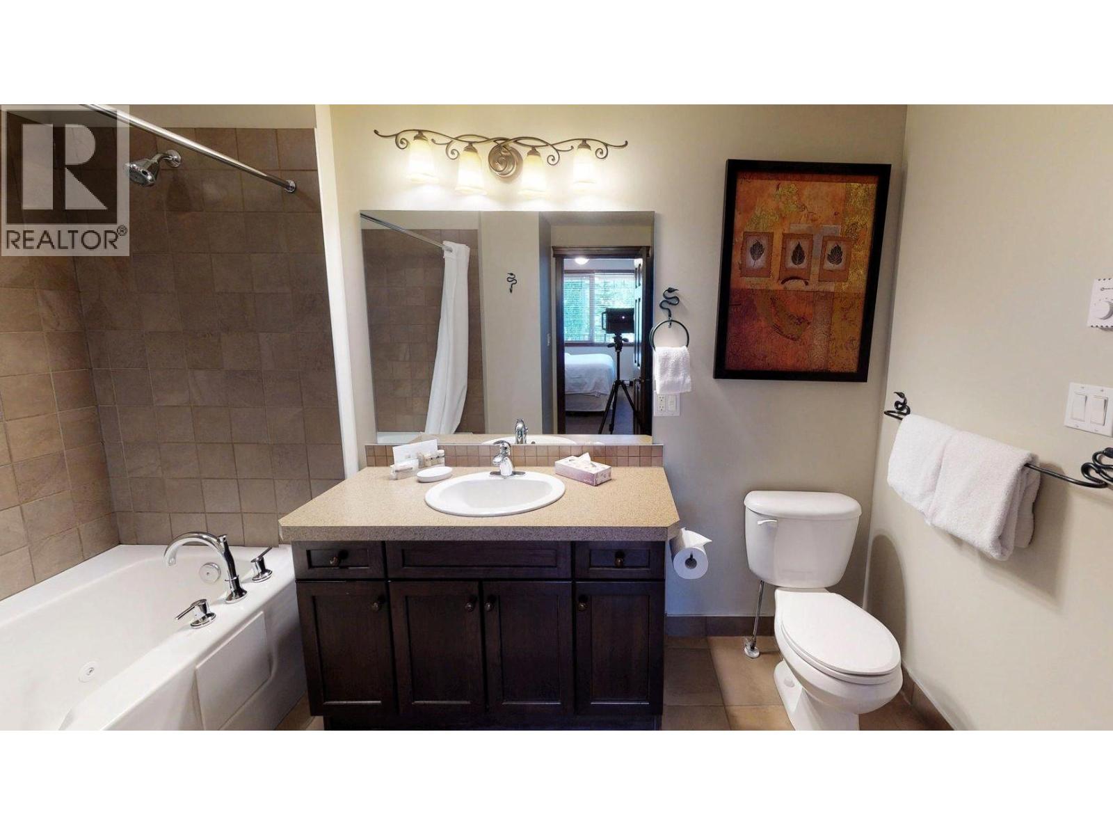 #634 B 600 BIGHORN BOULEVARD - 33