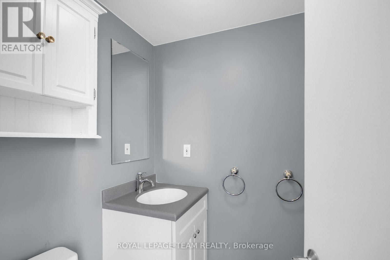 2 pc powder room