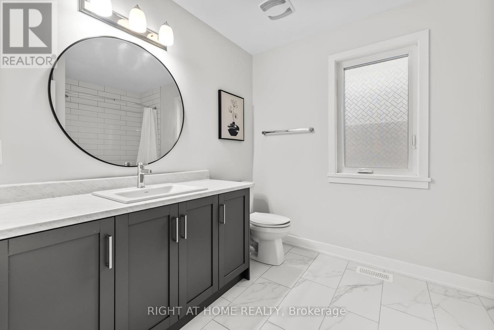 Photo 27 of 47 Mac Beattie Drive, Arnprior ON