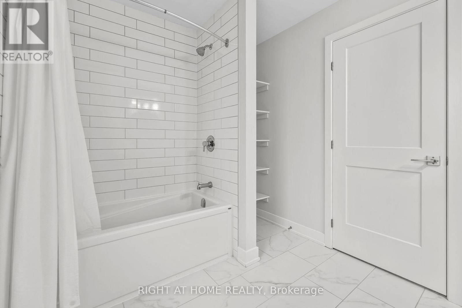 Photo 28 of 47 Mac Beattie Drive, Arnprior ON