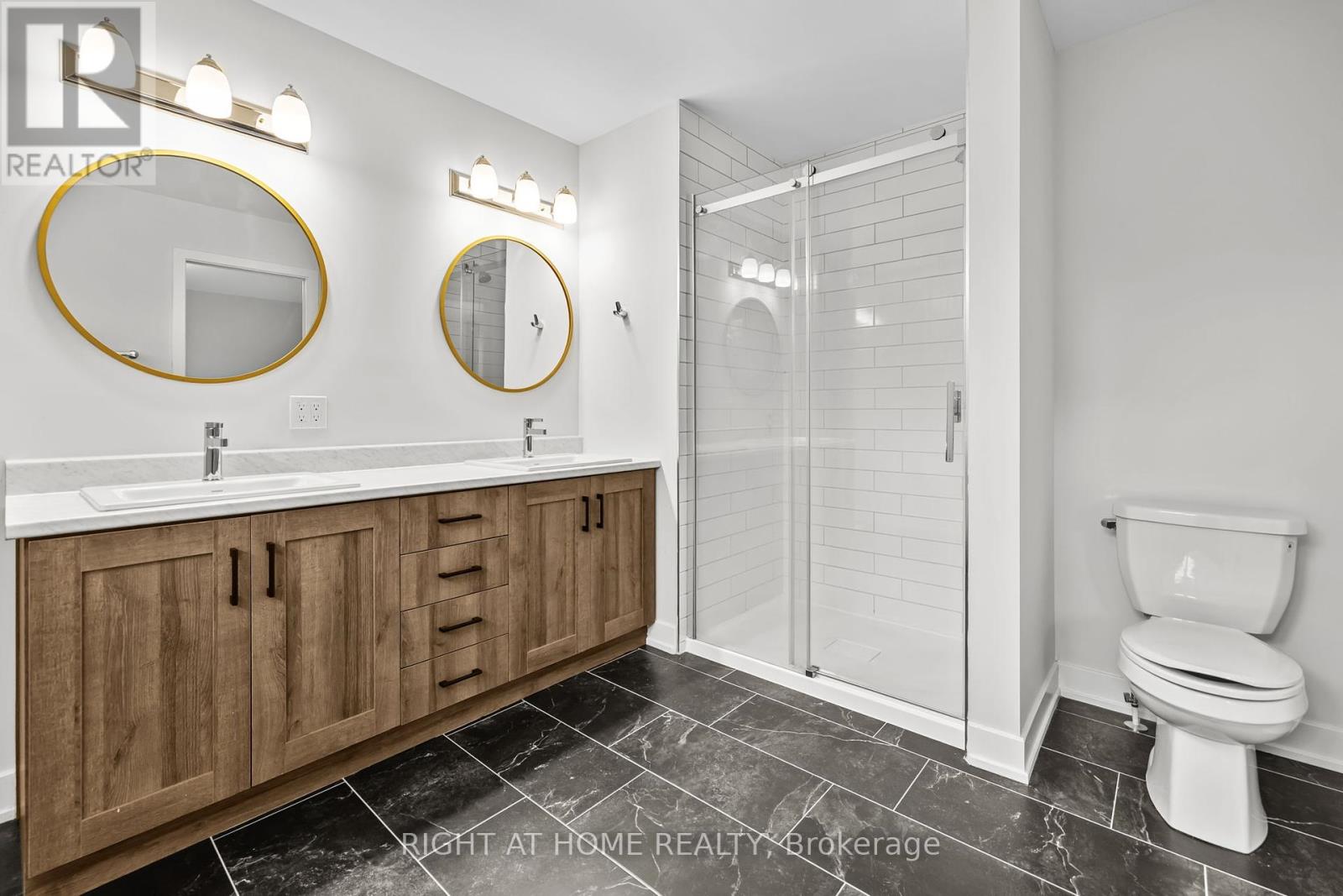 Photo 37 of 47 Mac Beattie Drive, Arnprior ON