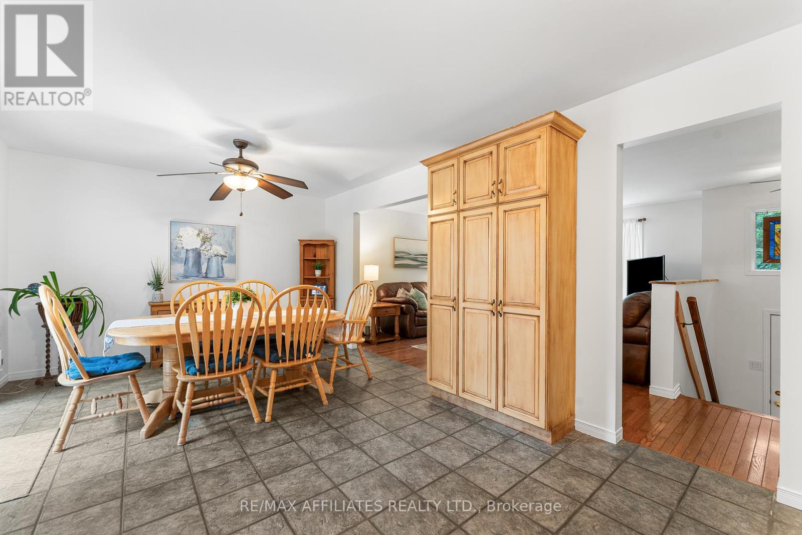 Photo 34 of 3662 Forestview Lane, Ottawa ON