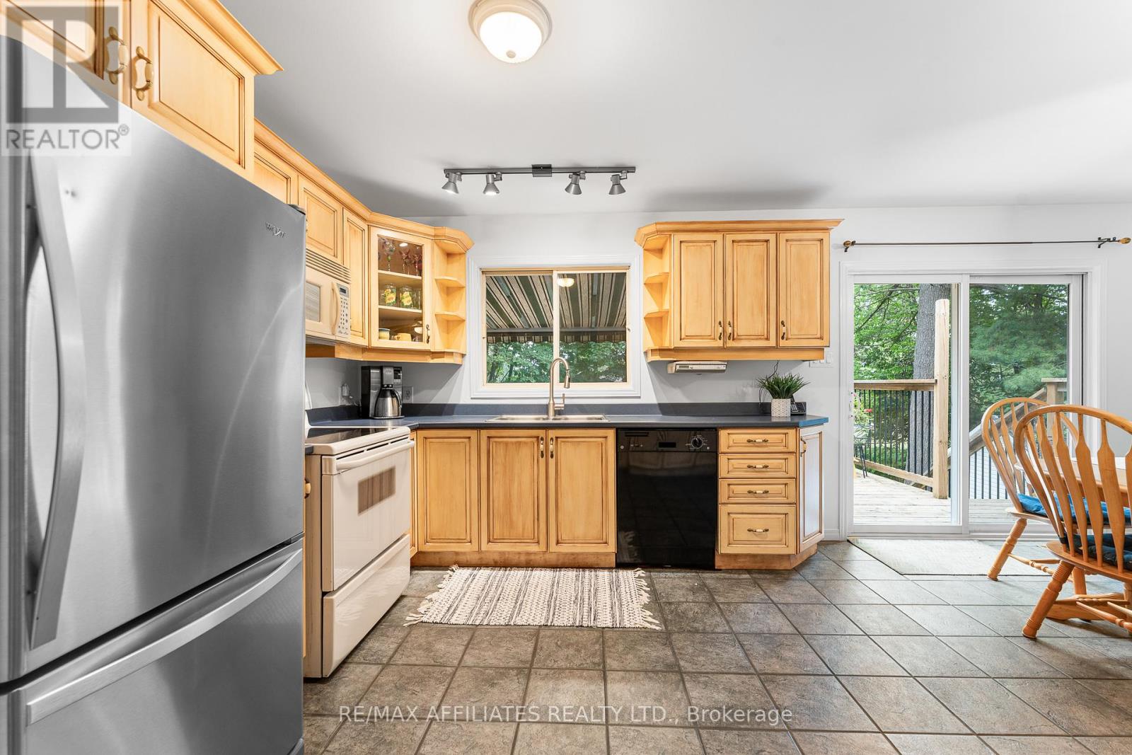 Photo 38 of 3662 Forestview Lane, Ottawa ON