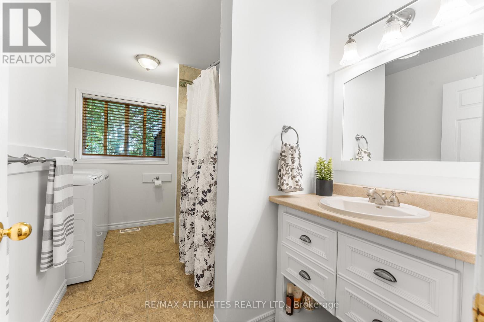 Photo 3 of 3662 Forestview Lane, Ottawa ON
