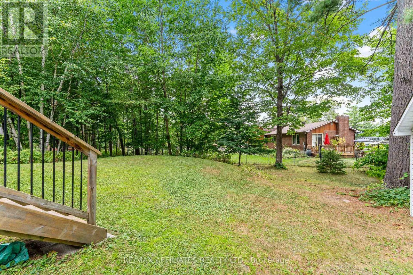 Photo 6 of 3662 Forestview Lane, Ottawa ON